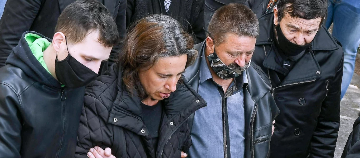 Μακρινίτσα: Στους παππούδες η επιμέλεια του παιδιού που έμεινε ορφανό μετά το διπλό έγκλημα